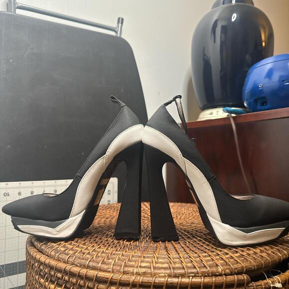 Jeffrey campbell handmade vintage - Picture 8 of 8